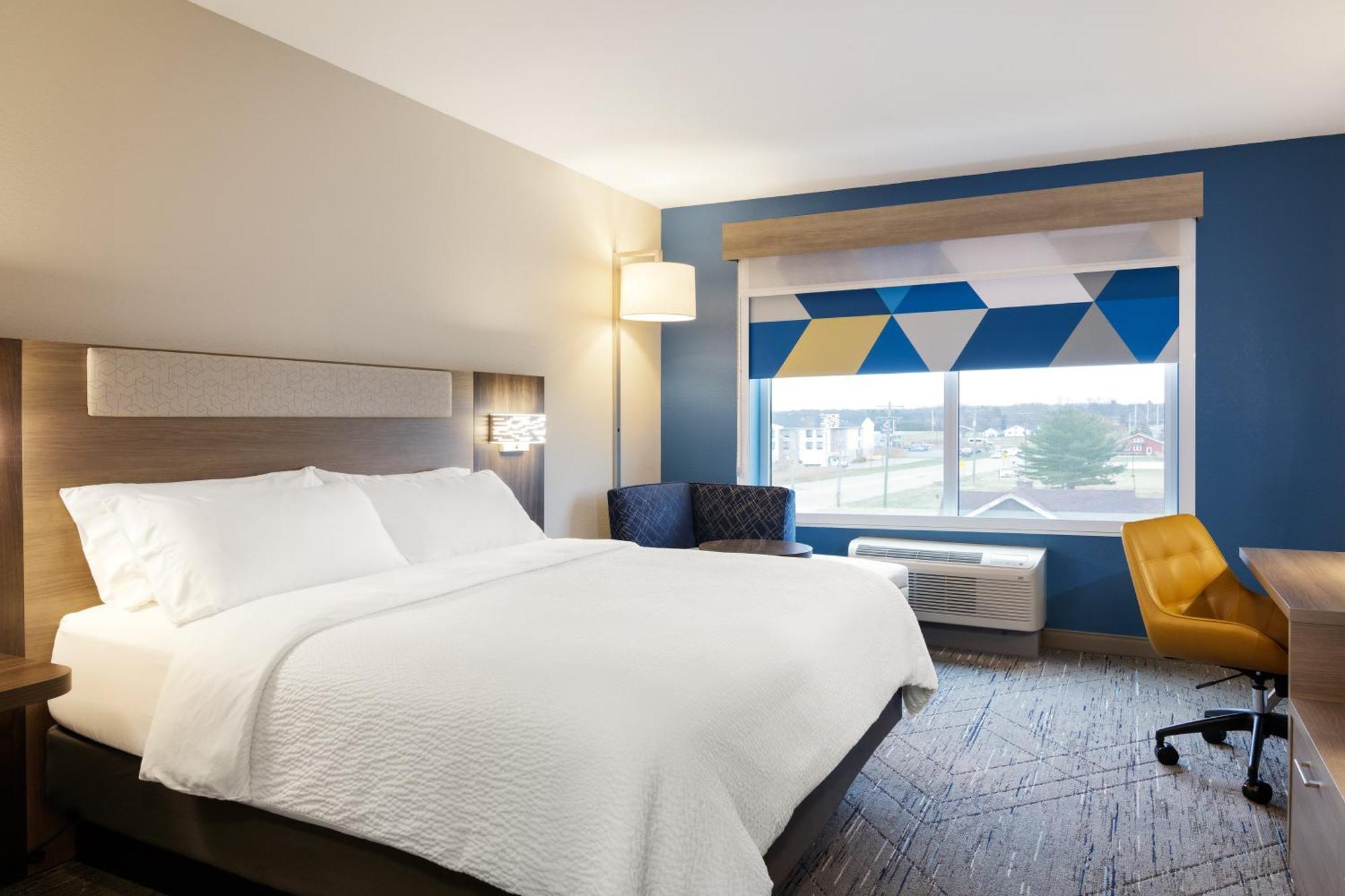 King Room - Mobility Access/Hearing Accessible