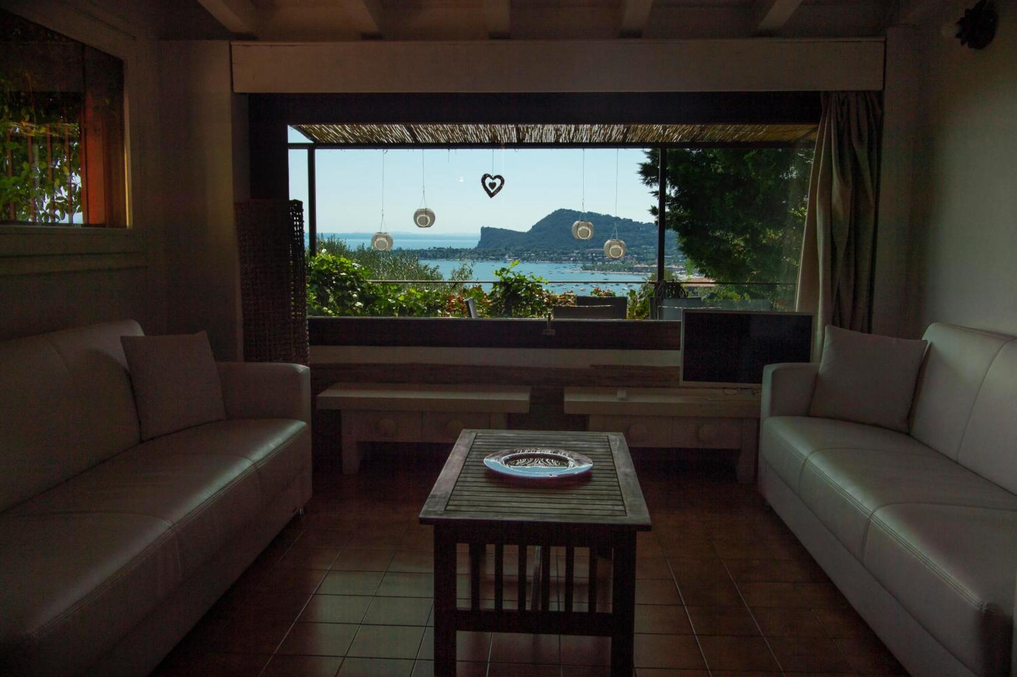 Apartment mit Terrasse
