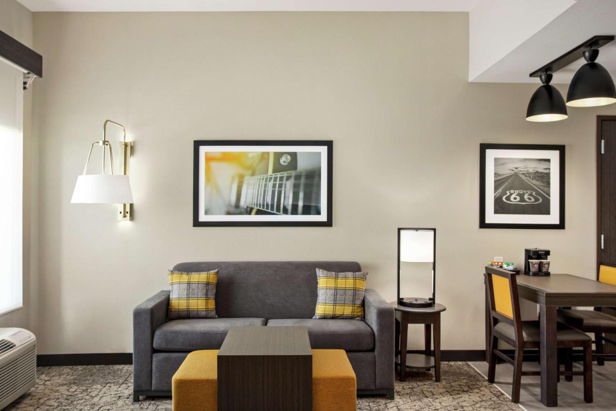 King Studio Suite - Mobility Access/Non-Smoking