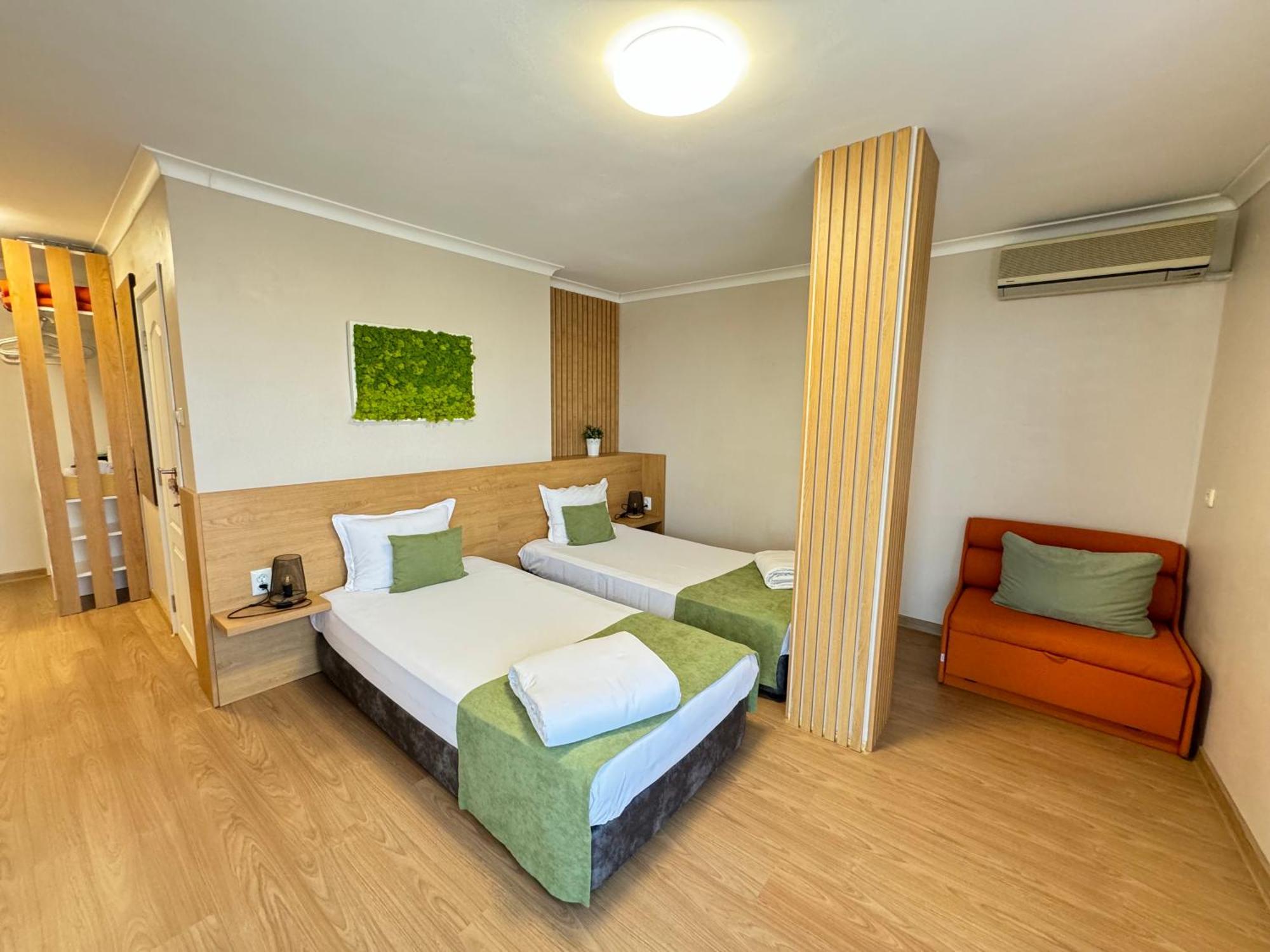 Triple Room with Balcony
