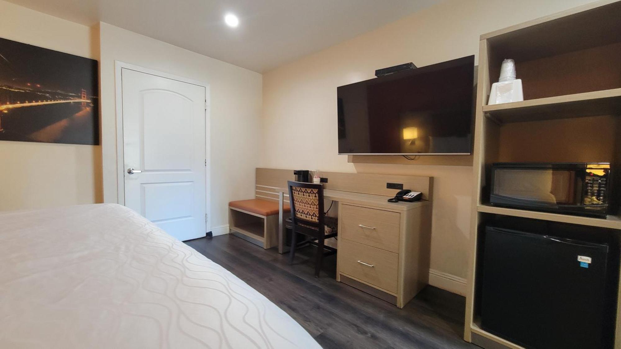 King Room - Disability Access,1591486149:JPEG
