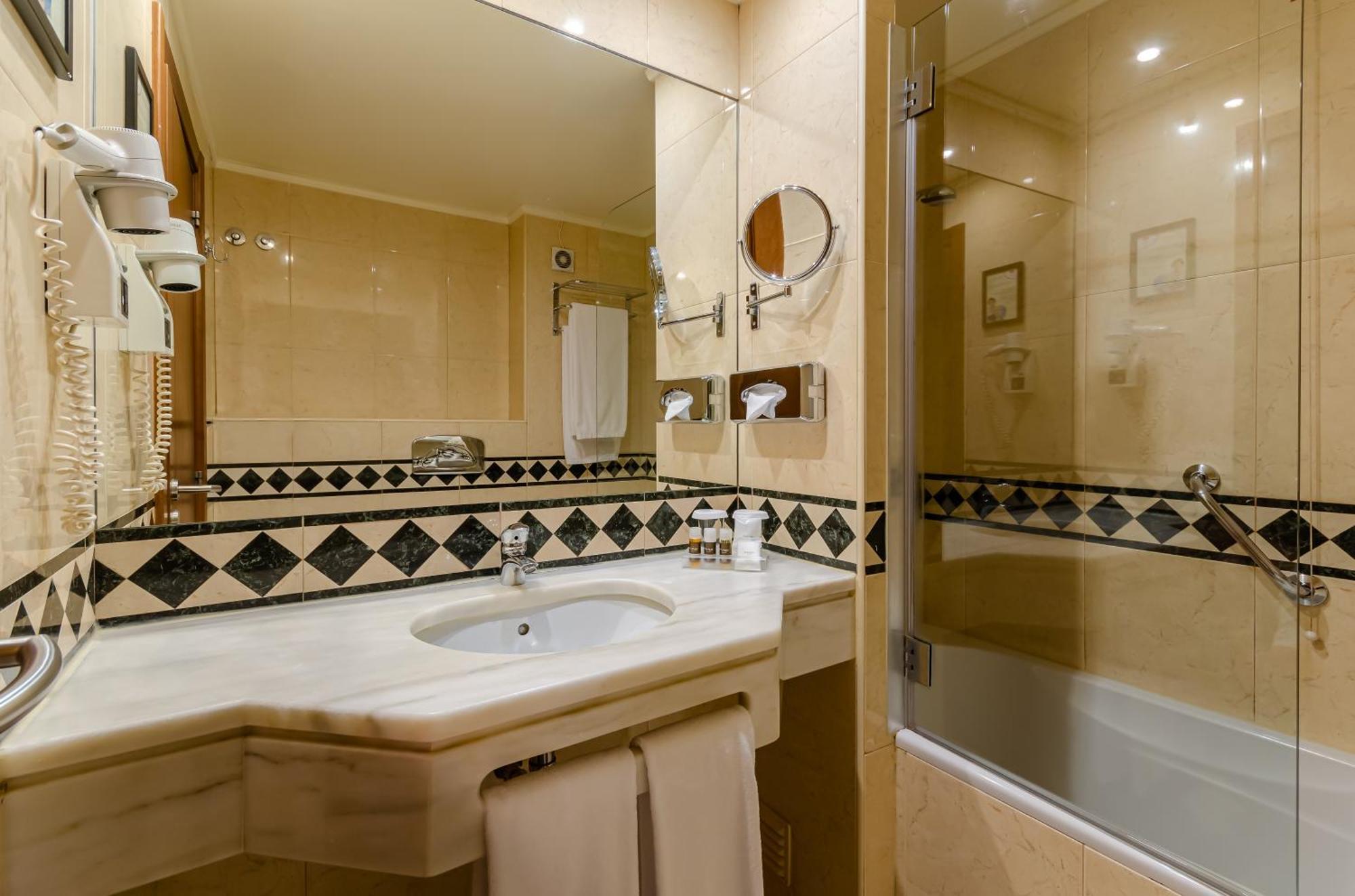 Oferta Especial - Quarto Twin Standard