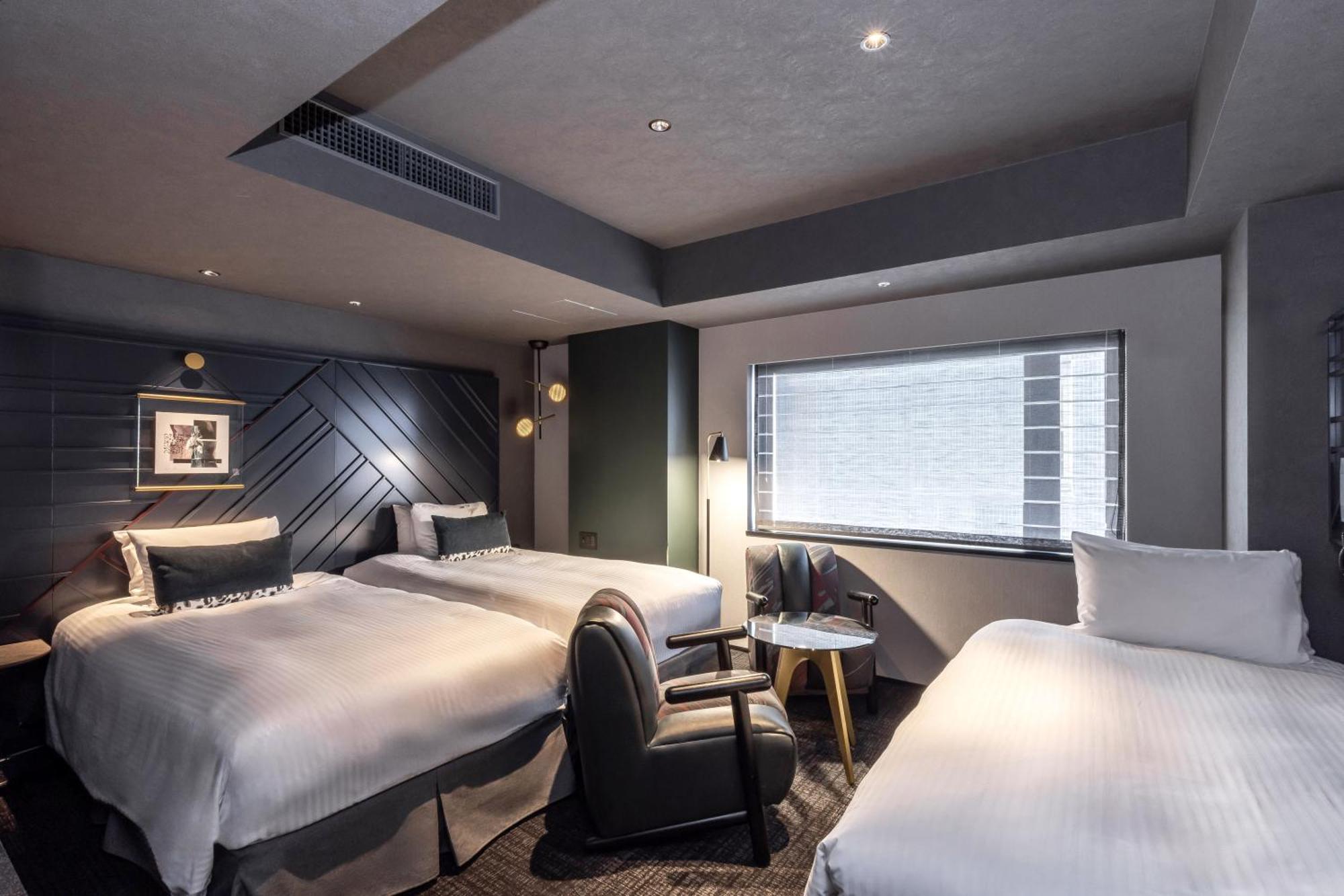 Deluxe Twin Room with Washing Machine