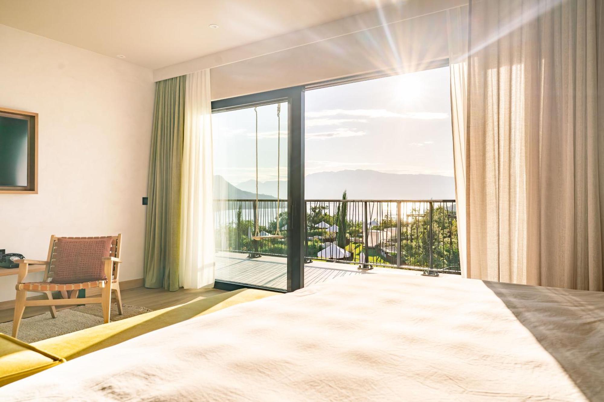 Junior Suite con Vista Lago
