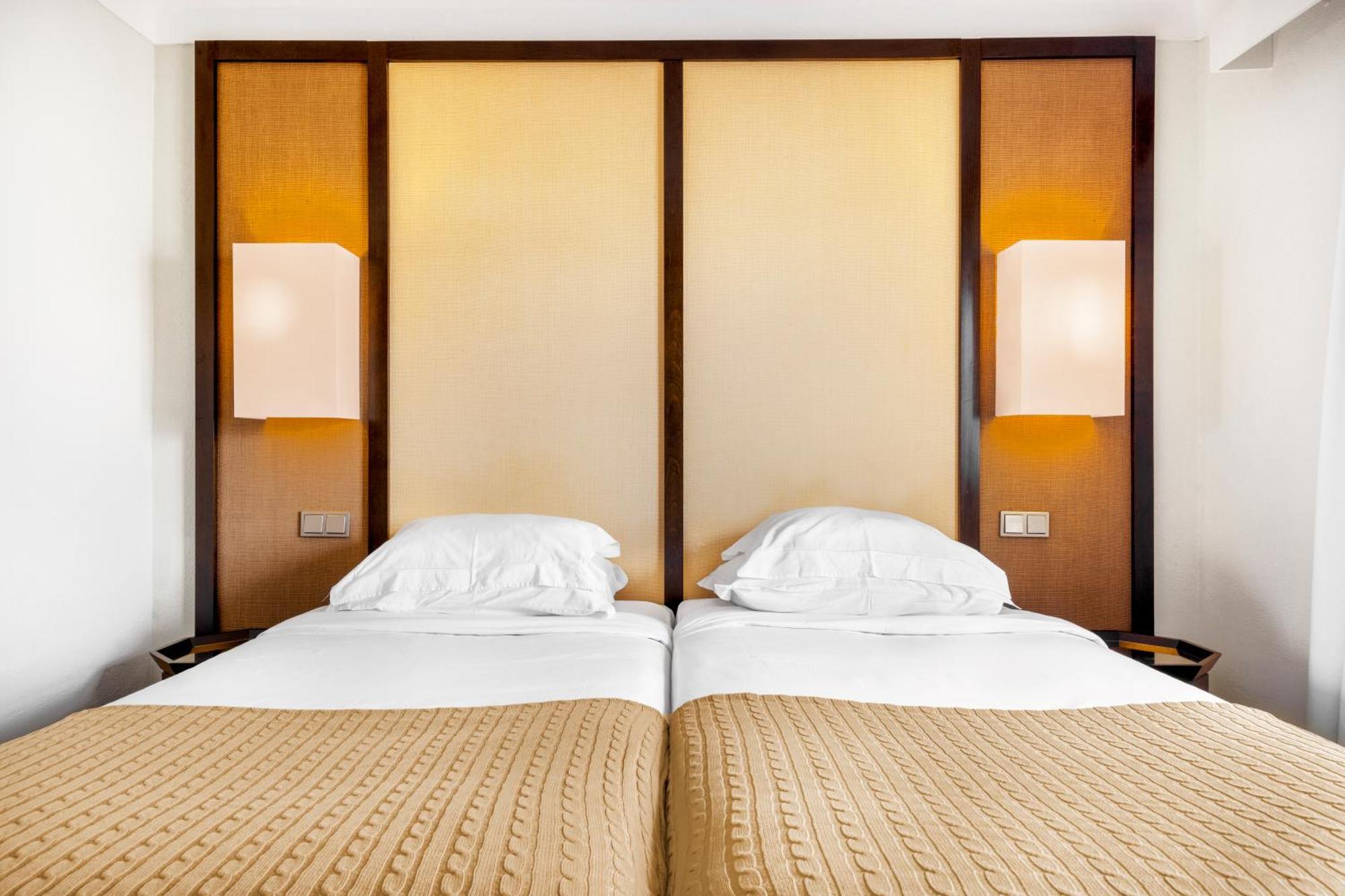 Quarto Duplo ou Twin com Vista da Cidade