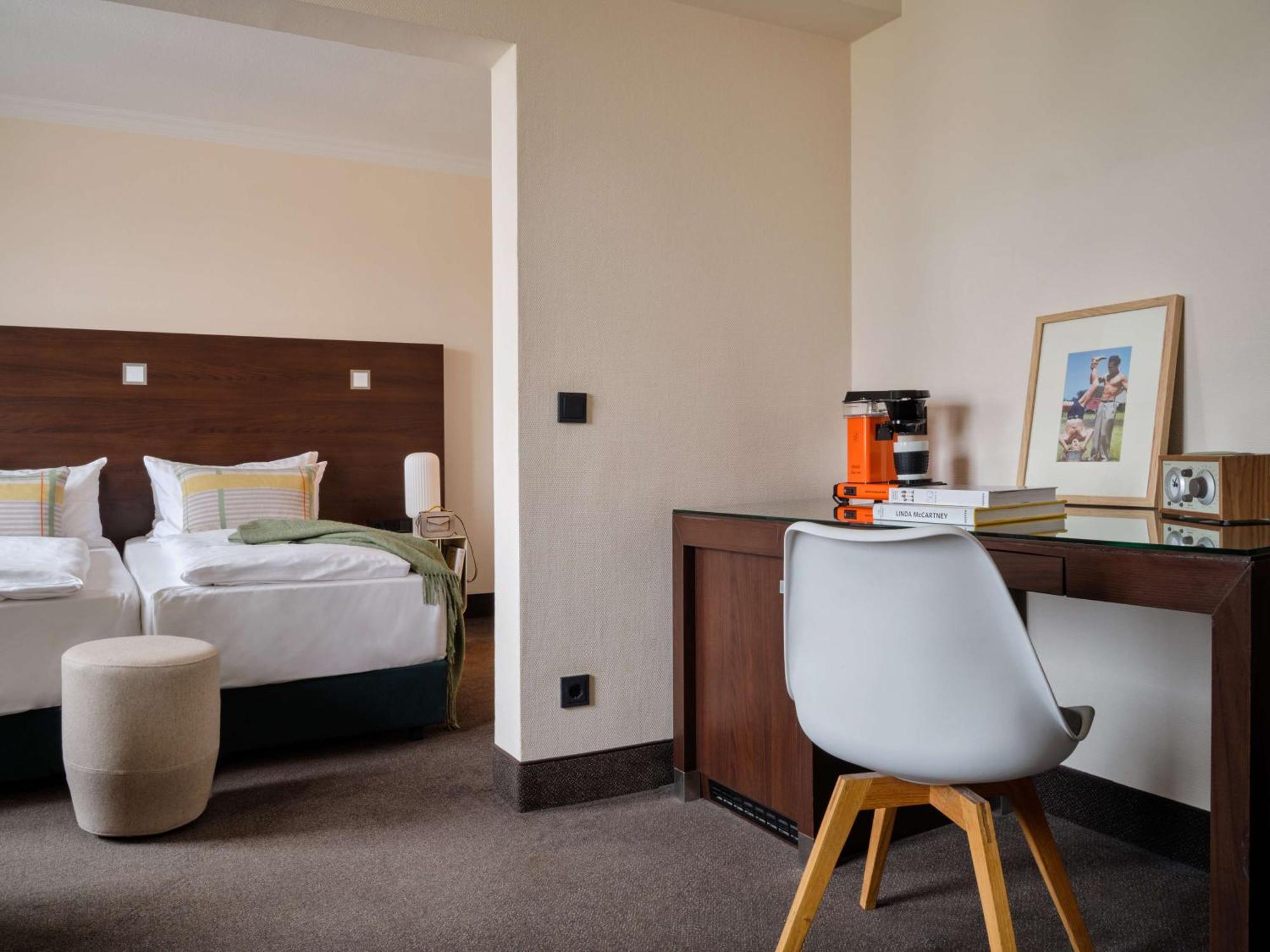 Signature Twin Room,1611054810:JPEG