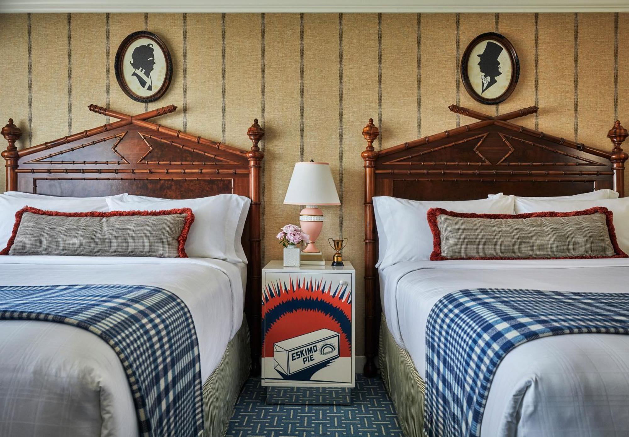 Graduate Queen Room with Two Queen Beds