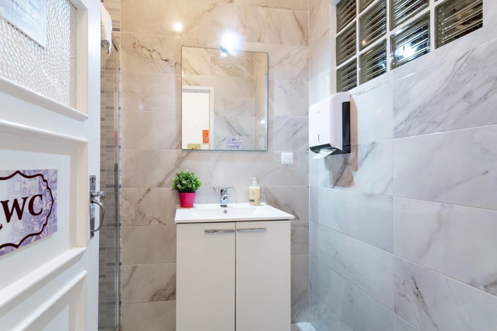 Chambre Double avec Salle de Bains Commune