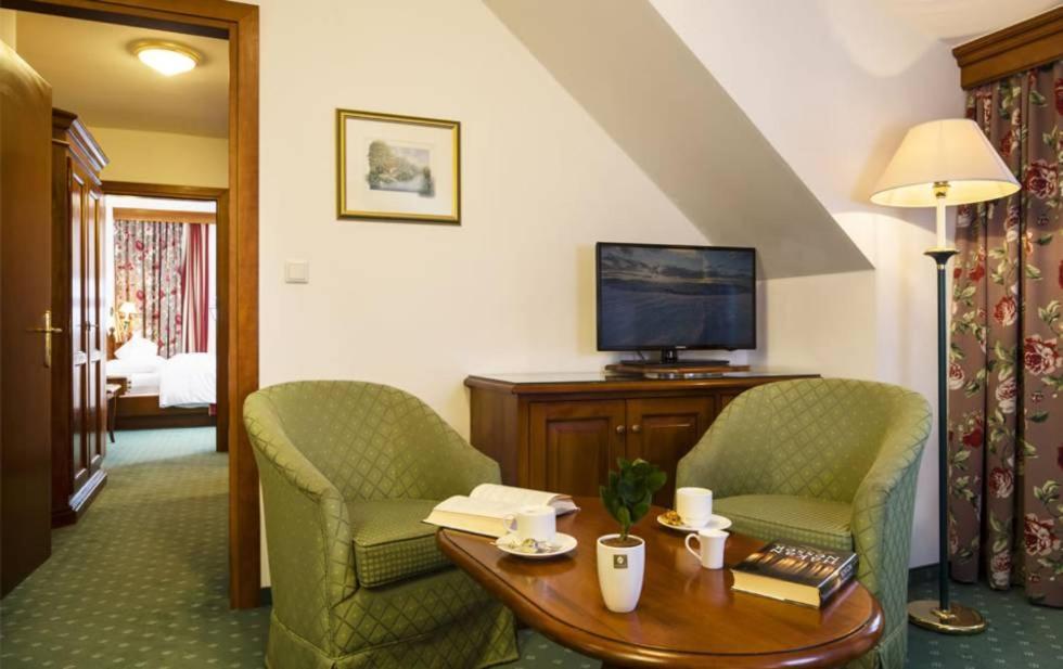 Superior Suite,1629892440:JPEG