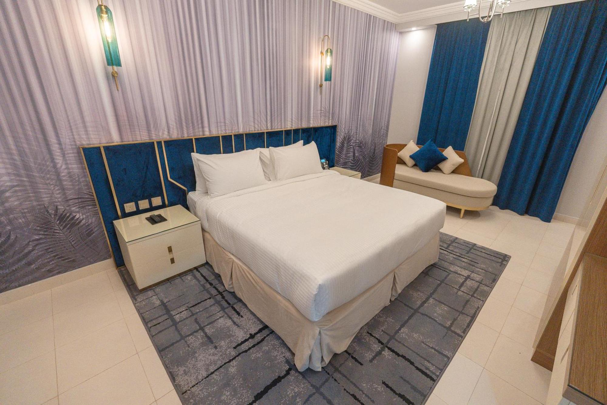 Two-Bedroom Suite,1639539998:JPEG