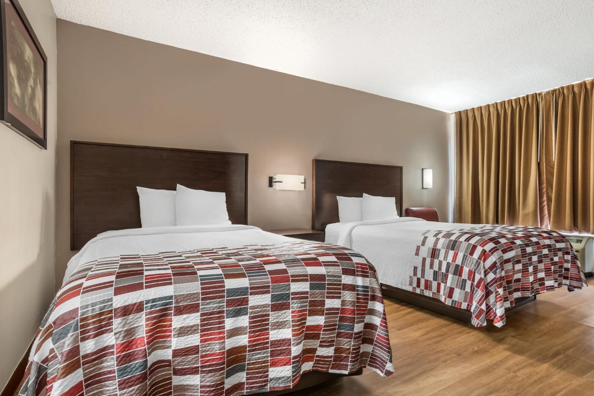 Deluxe Room with Two Double Beds Non-Smoking,1657160827:JPEG