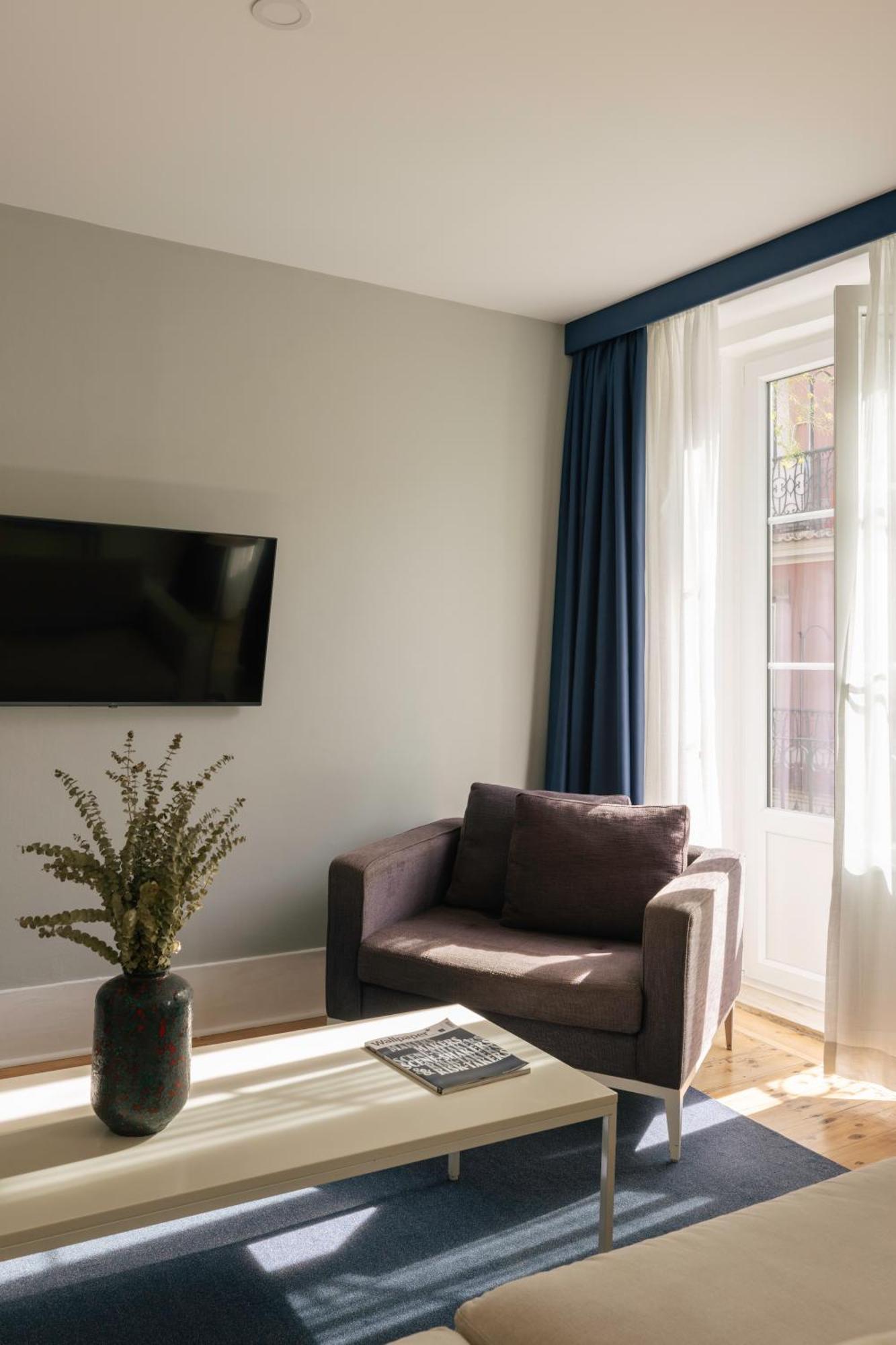 Premium One Bedroom Apartment with Balcony