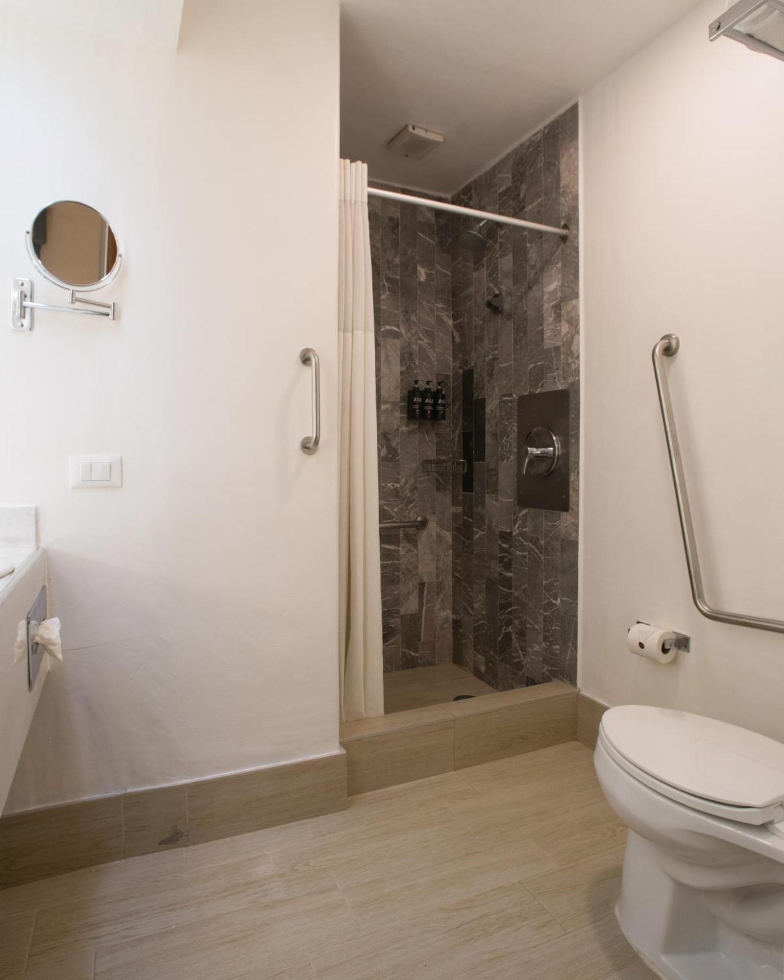 Twin Room - Disability Access