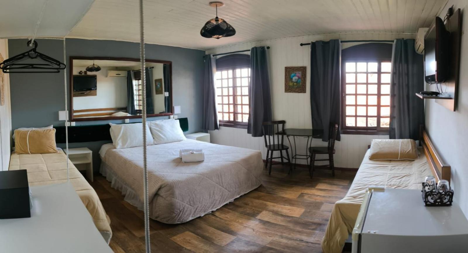 Deluxe Room,1672576961:JPEG