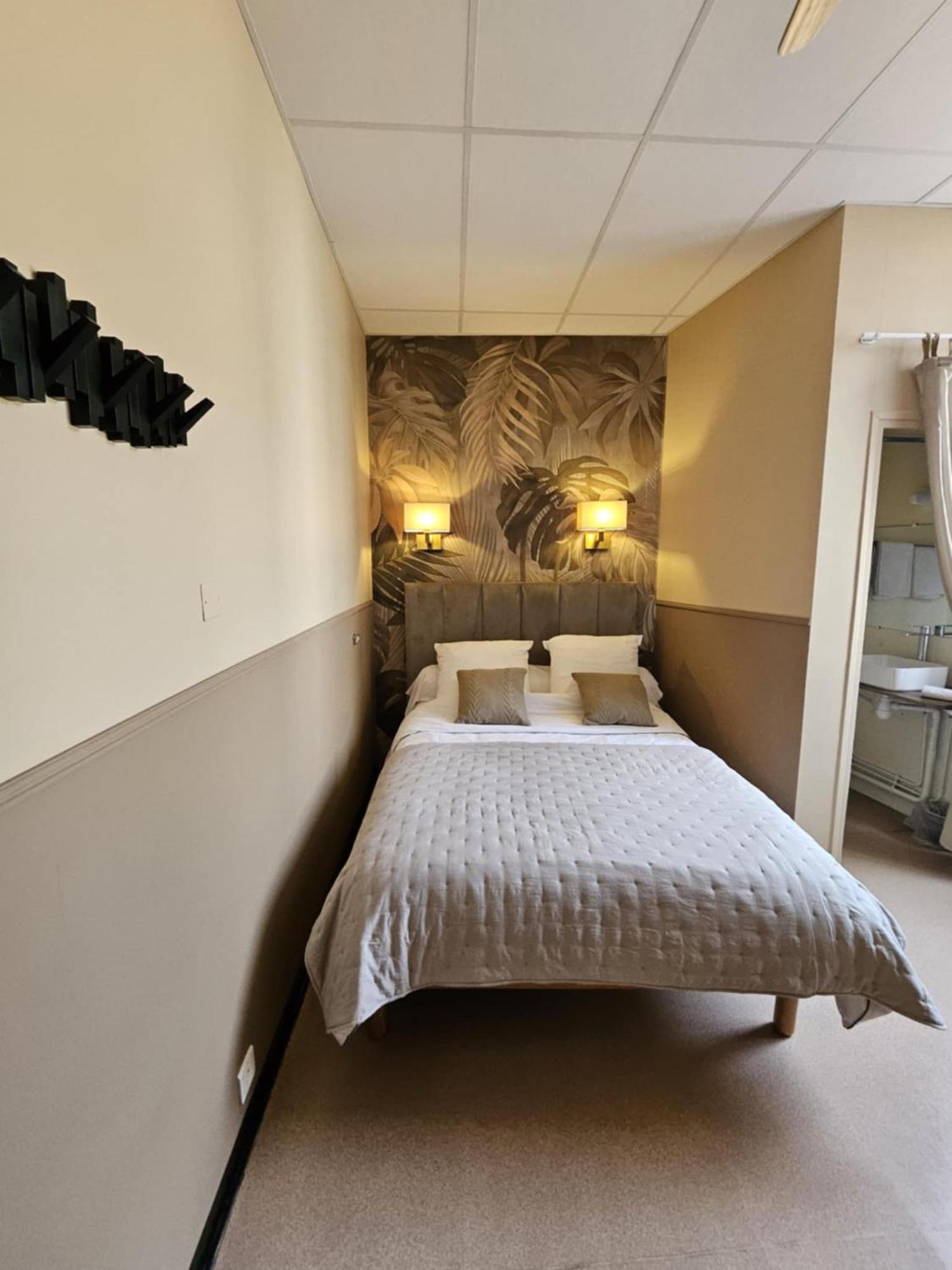 Chambre Familiale avec Salle de Bains Commune