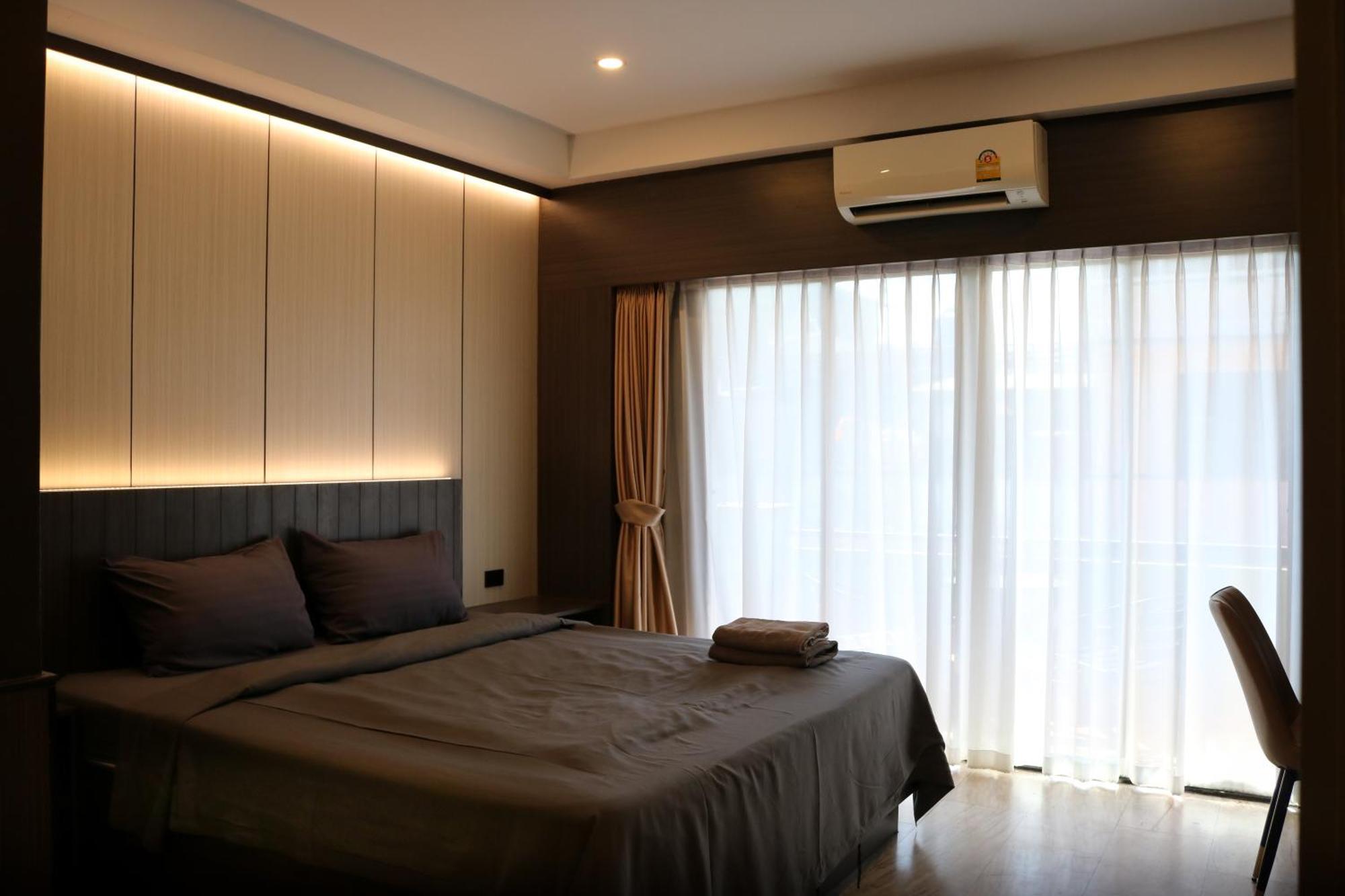 Deluxe Zimmer mit Kingsize-Bett