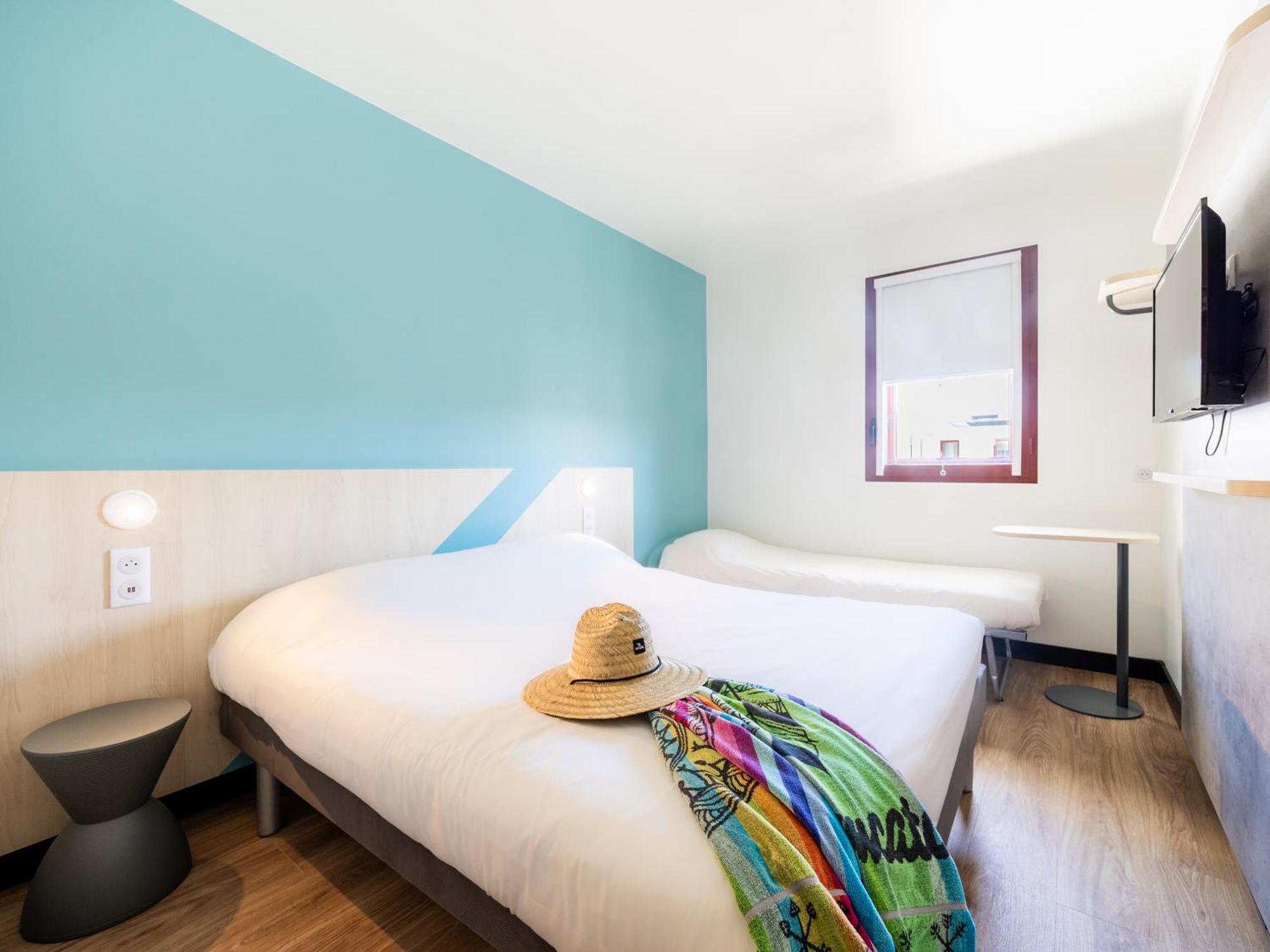 Triple Room,1690954162:JPEG