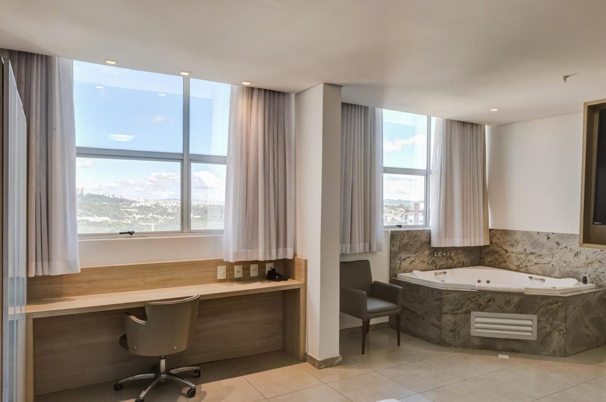 Deluxe Suite with Spa Bath,1693299260:JPEG
