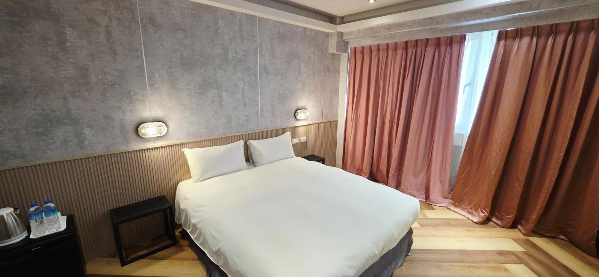 Deluxe Double Room with Bath