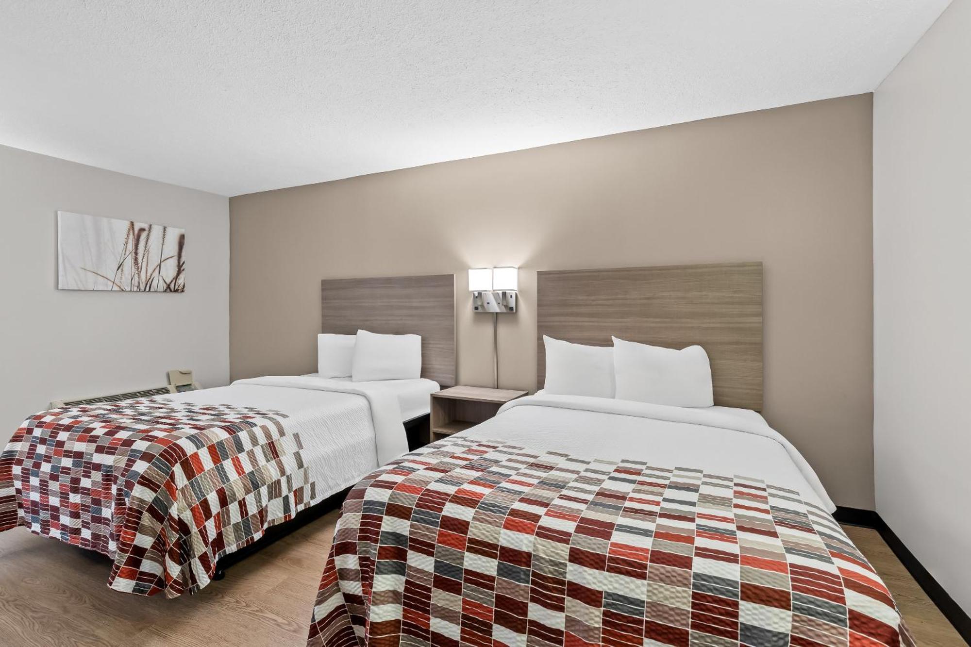 Superior Double Room with Two Double Beds Poolside - Non-Smoking