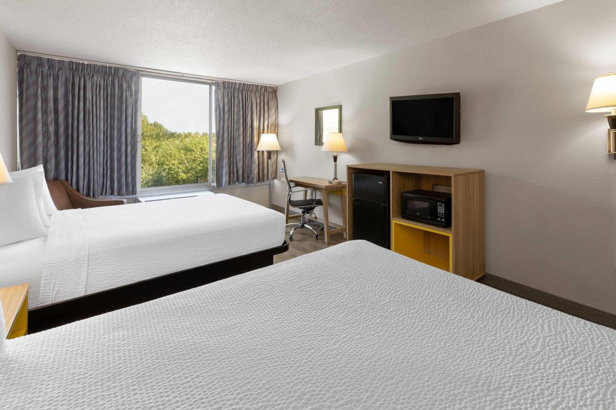 Room with Two Double Beds - Non-Smoking