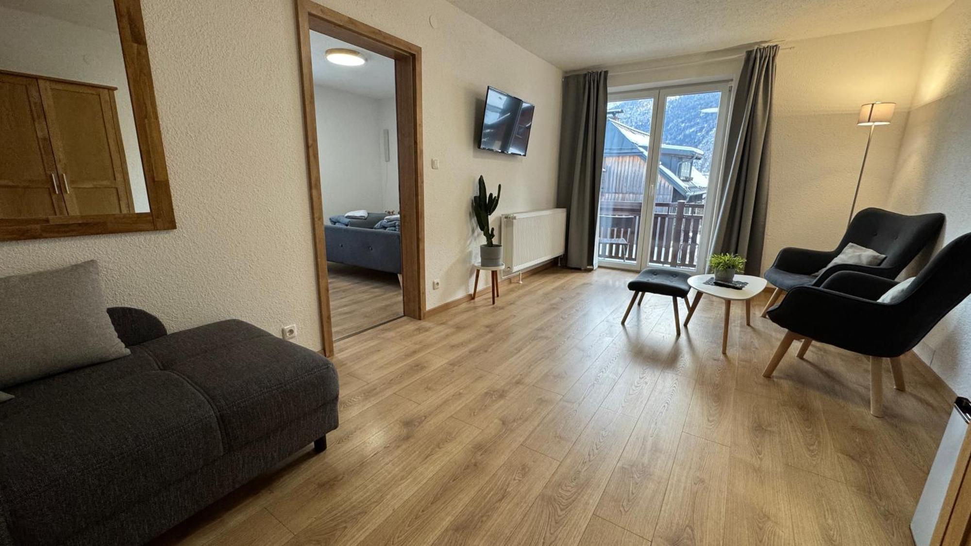 Deluxe Suite,1742712285:JPEG