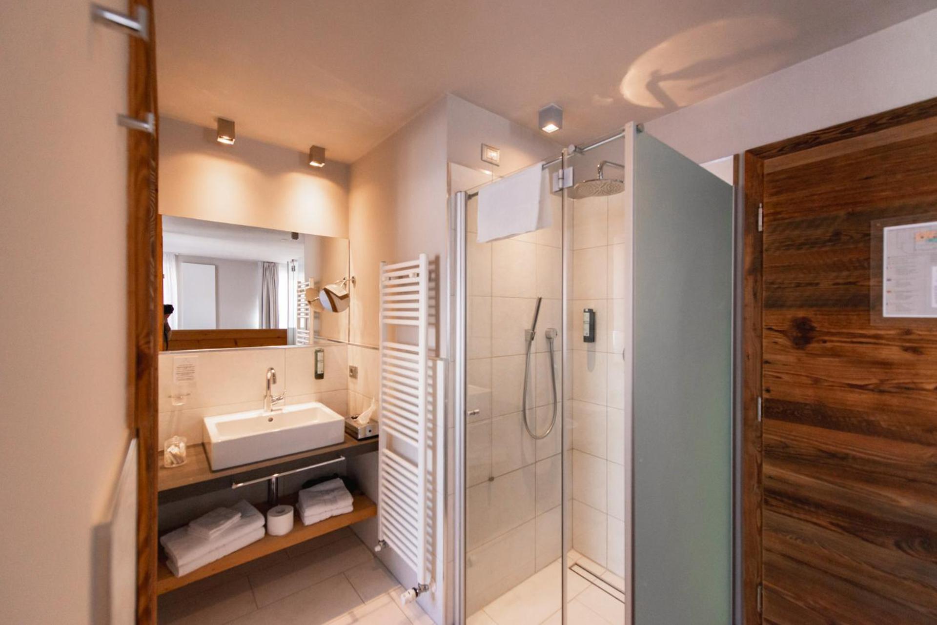 Doppelzimmer mit Balkon