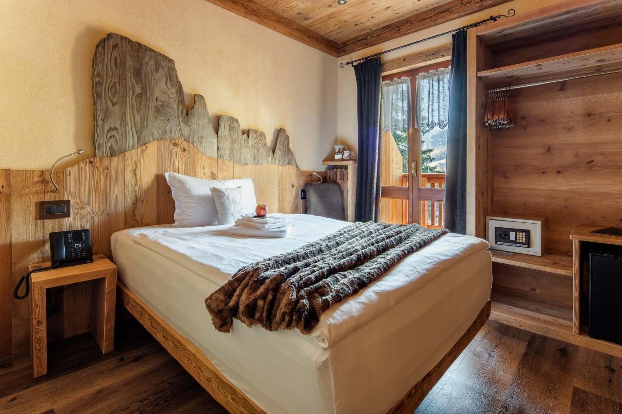 Deluxe Single Room with Balcony