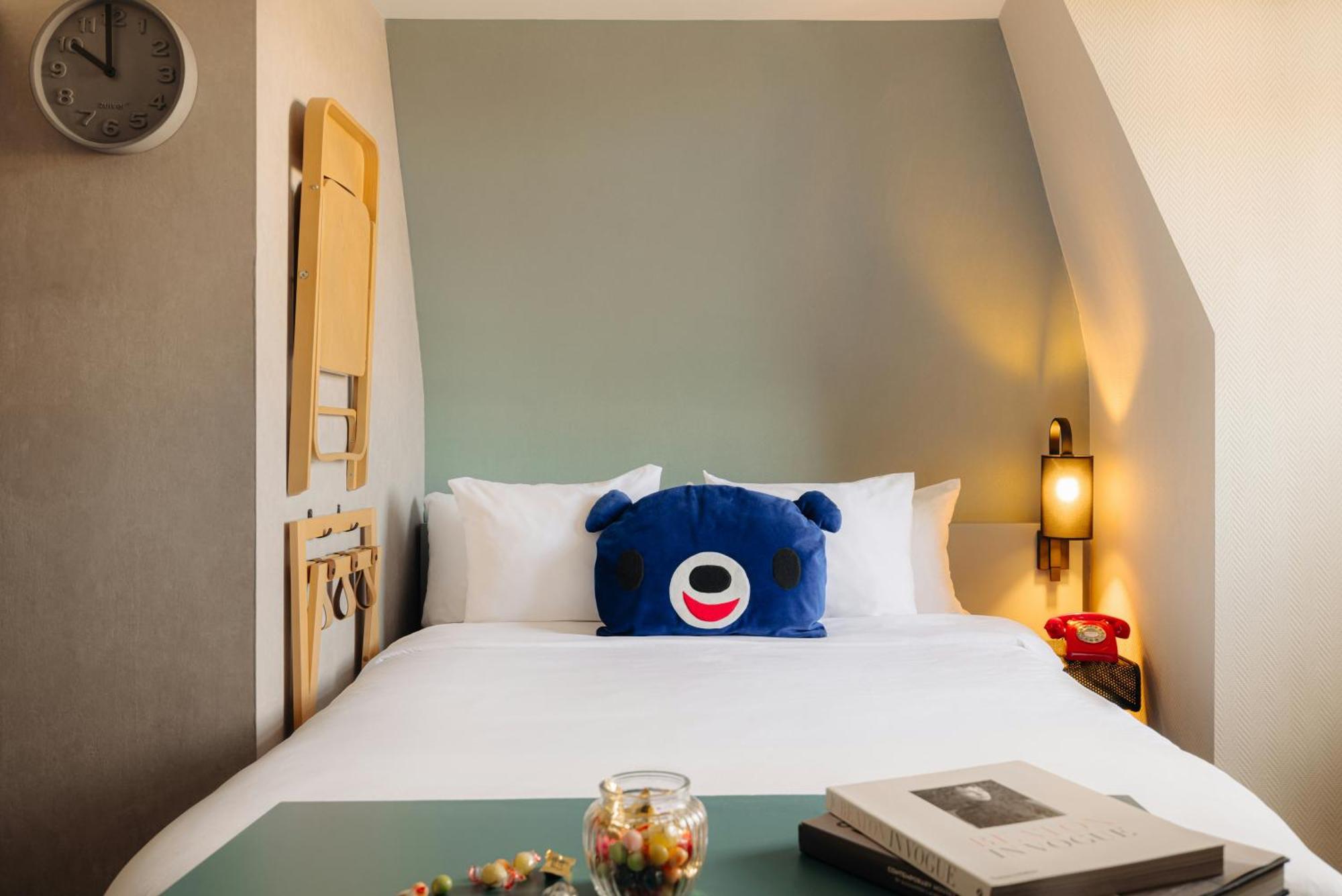 Comfort Zimmer mit 1 Doppelbett und 1 Einzelbett