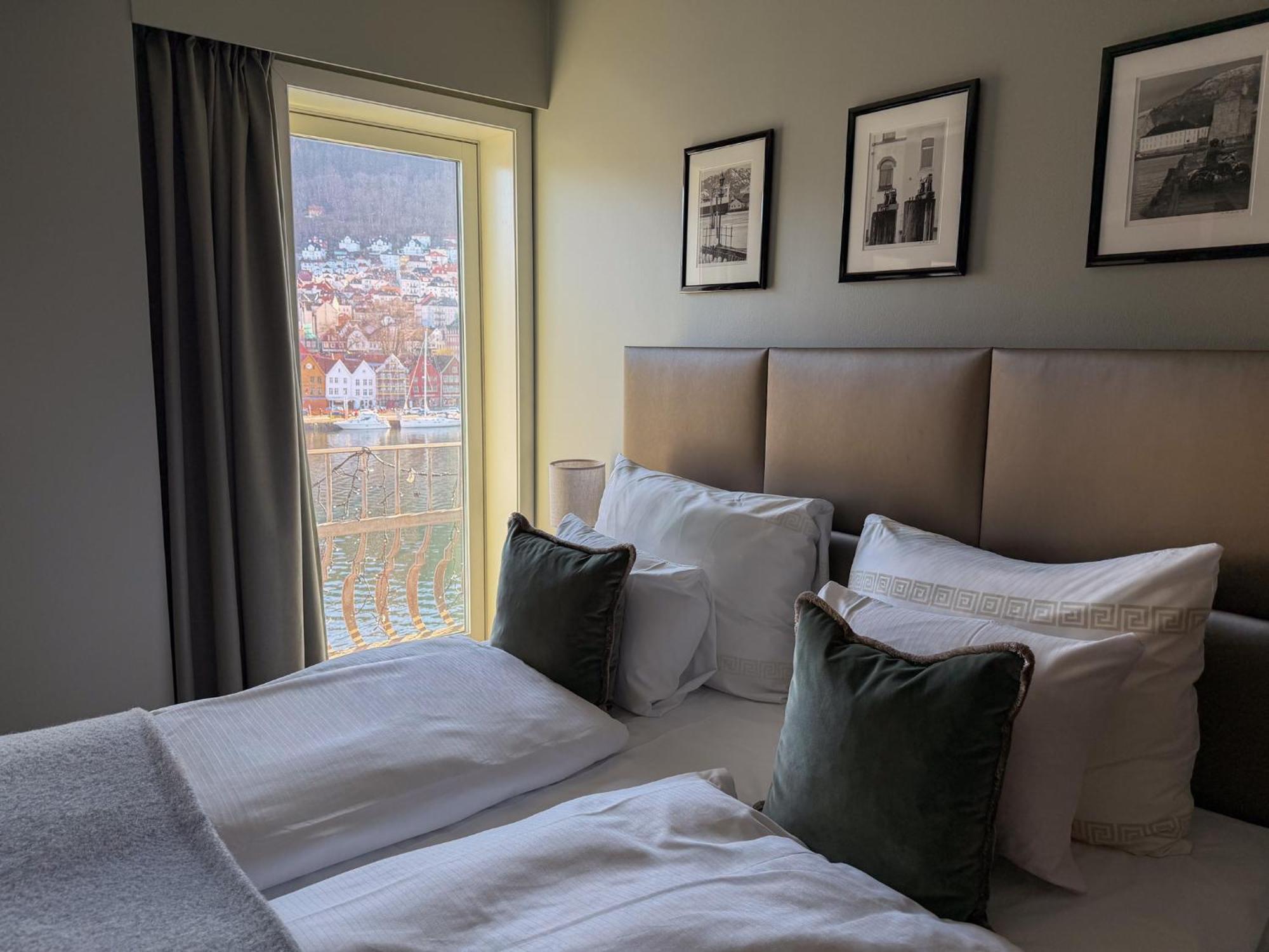 Double or Twin Room with Sea View,1765574303:JPEG