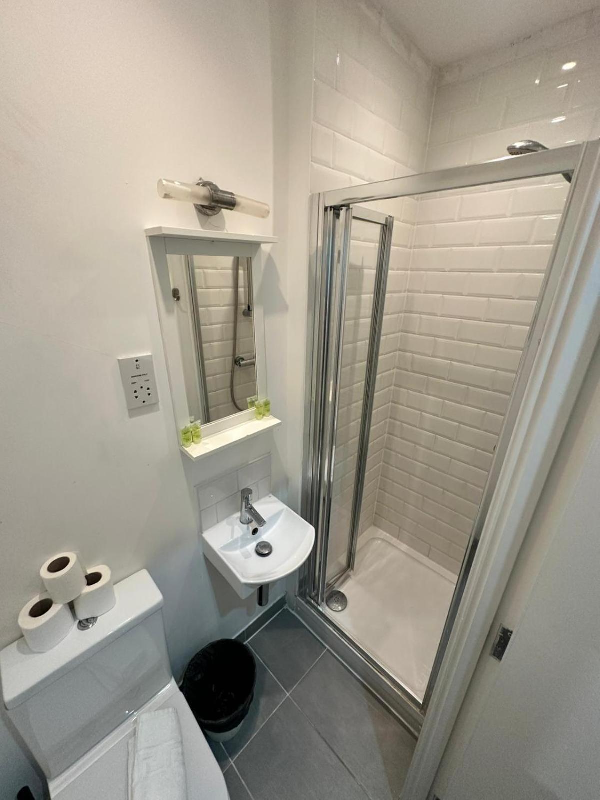 Small Single Room