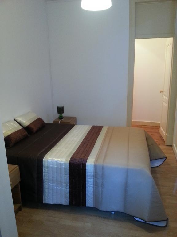 Quarto Duplo com Casa de Banho Partilhada