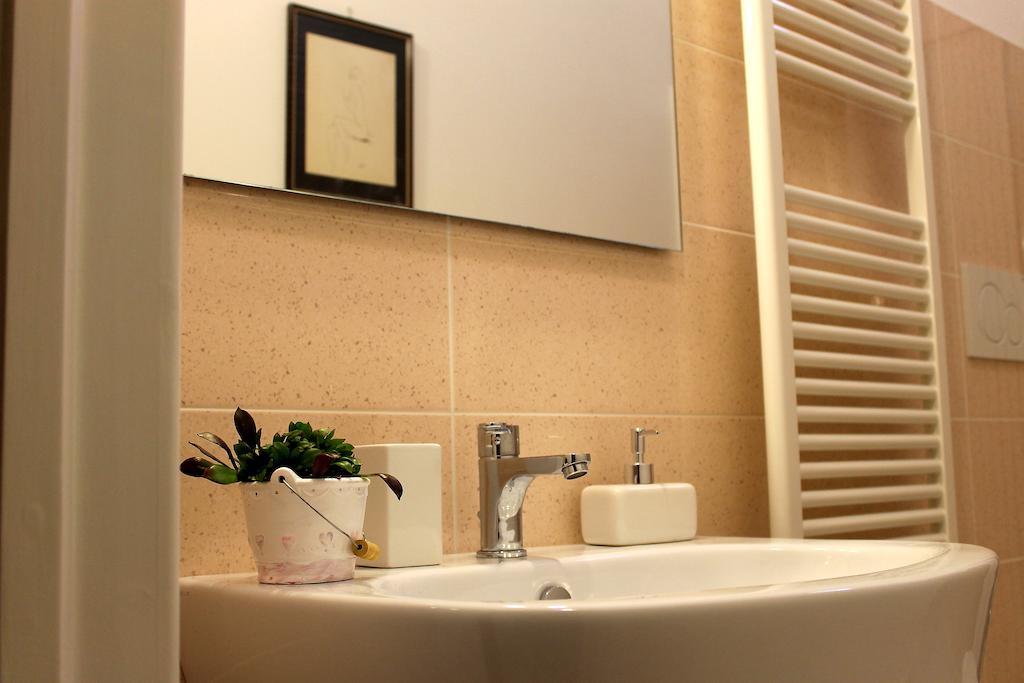 Camera Matrimoniale con Bagno Privato Esterno