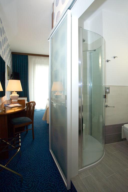 Superior Double or Twin Room with Sea View