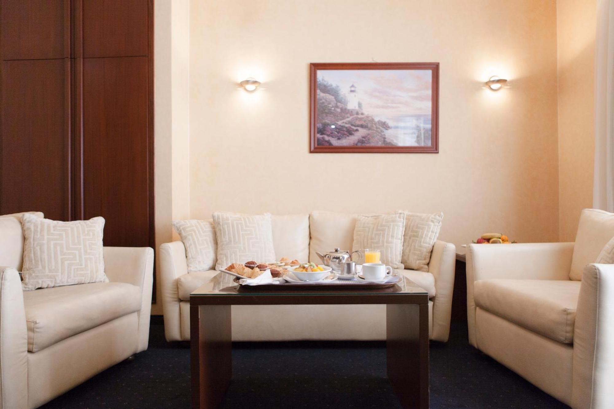 Executive Suite with Balcony