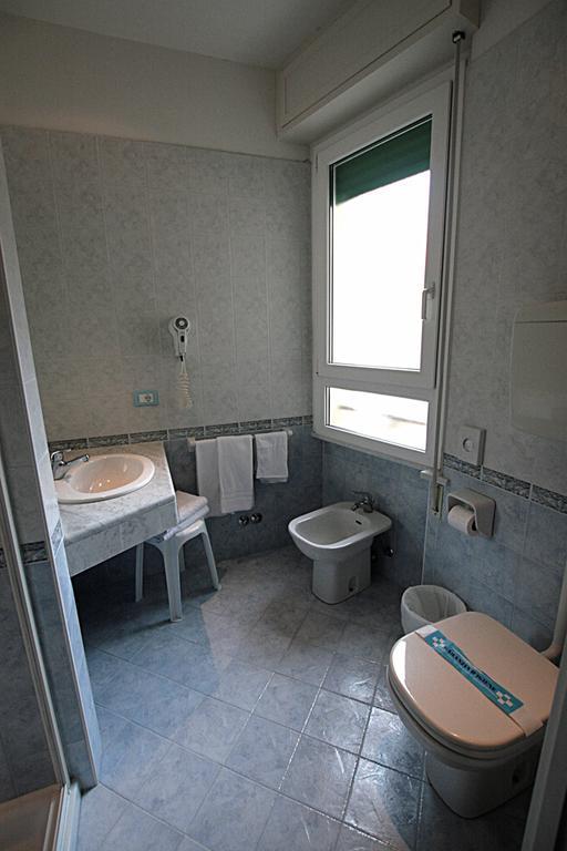 Dreibettzimmer