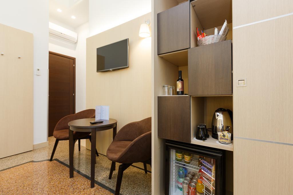 Deluxe Doppel-/Zweibettzimmer mit Gartenblick