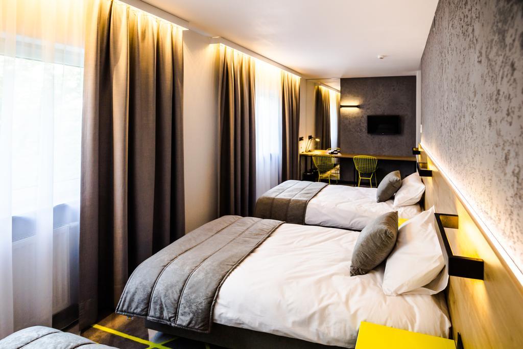 Dreibettzimmer