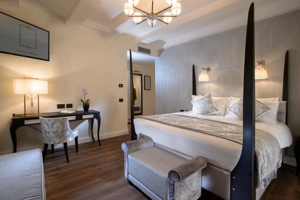 Suite Lune de Miel avec Bain à Remous