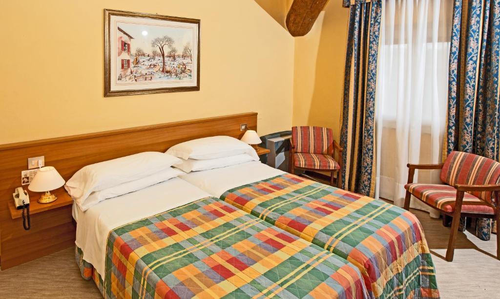 Double or Twin Room,217625483:JPEG