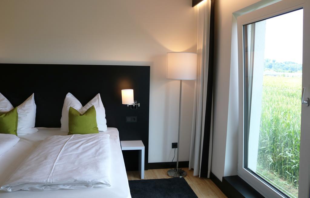 Deluxe Double Room,446128761:JPEG