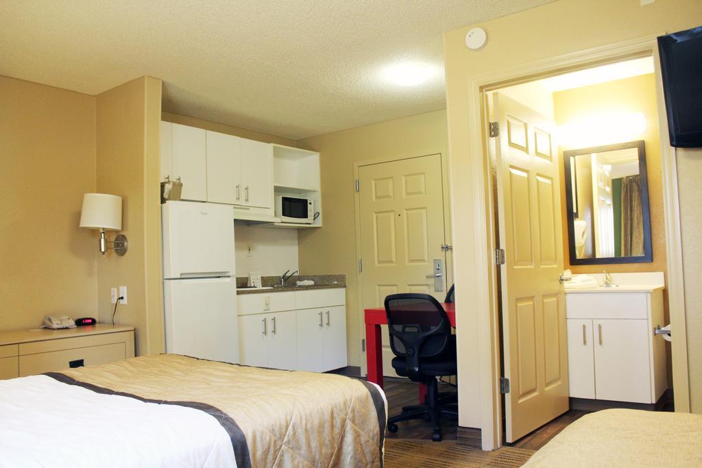 Studio with 2 Double Beds - Non-Smoking