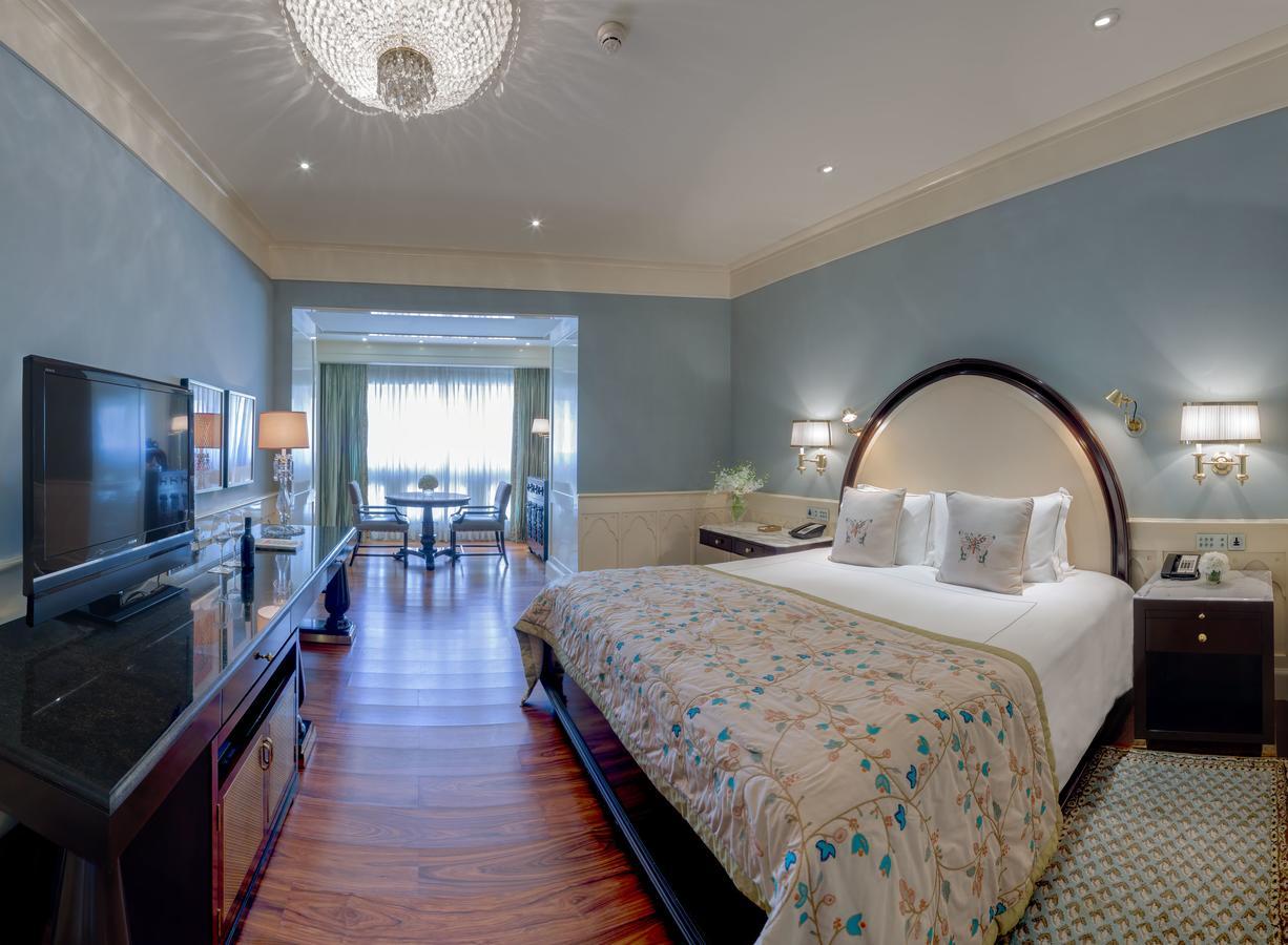 Suite Grande Luxo com 1 Quarto e Vista Mar - Serviço de Transfer do Aeroporto nos 2 Sentidos