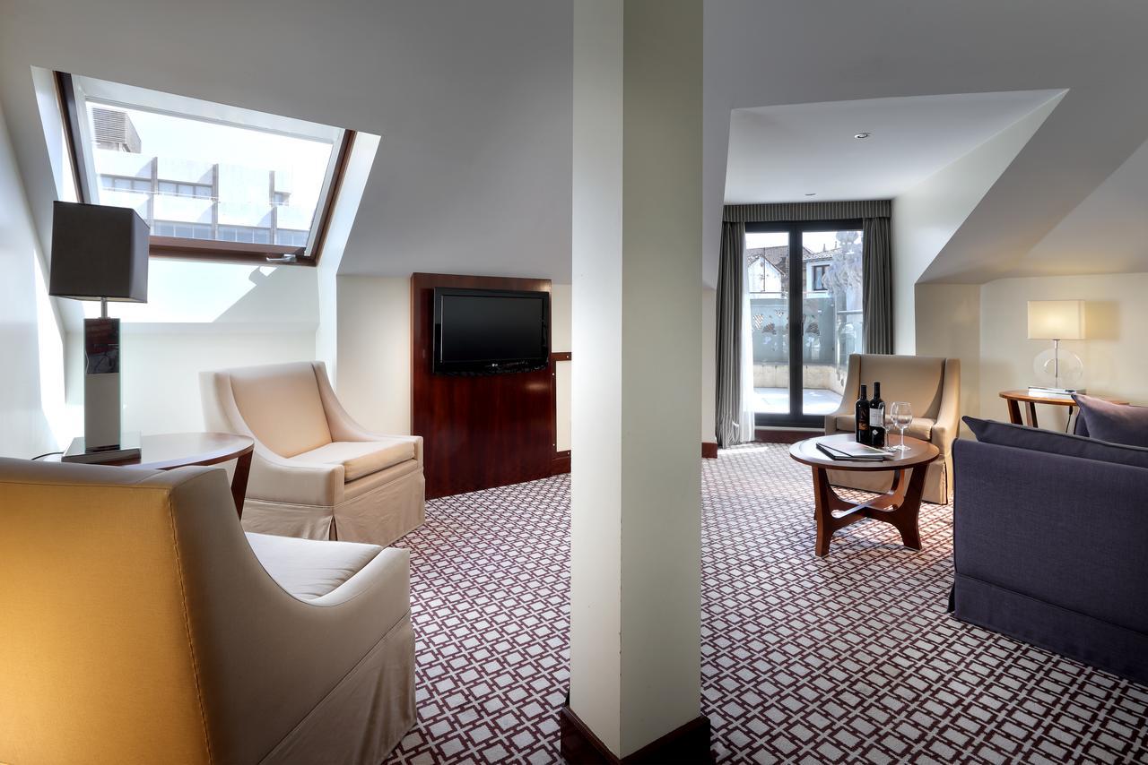 Suite mit Stadblick