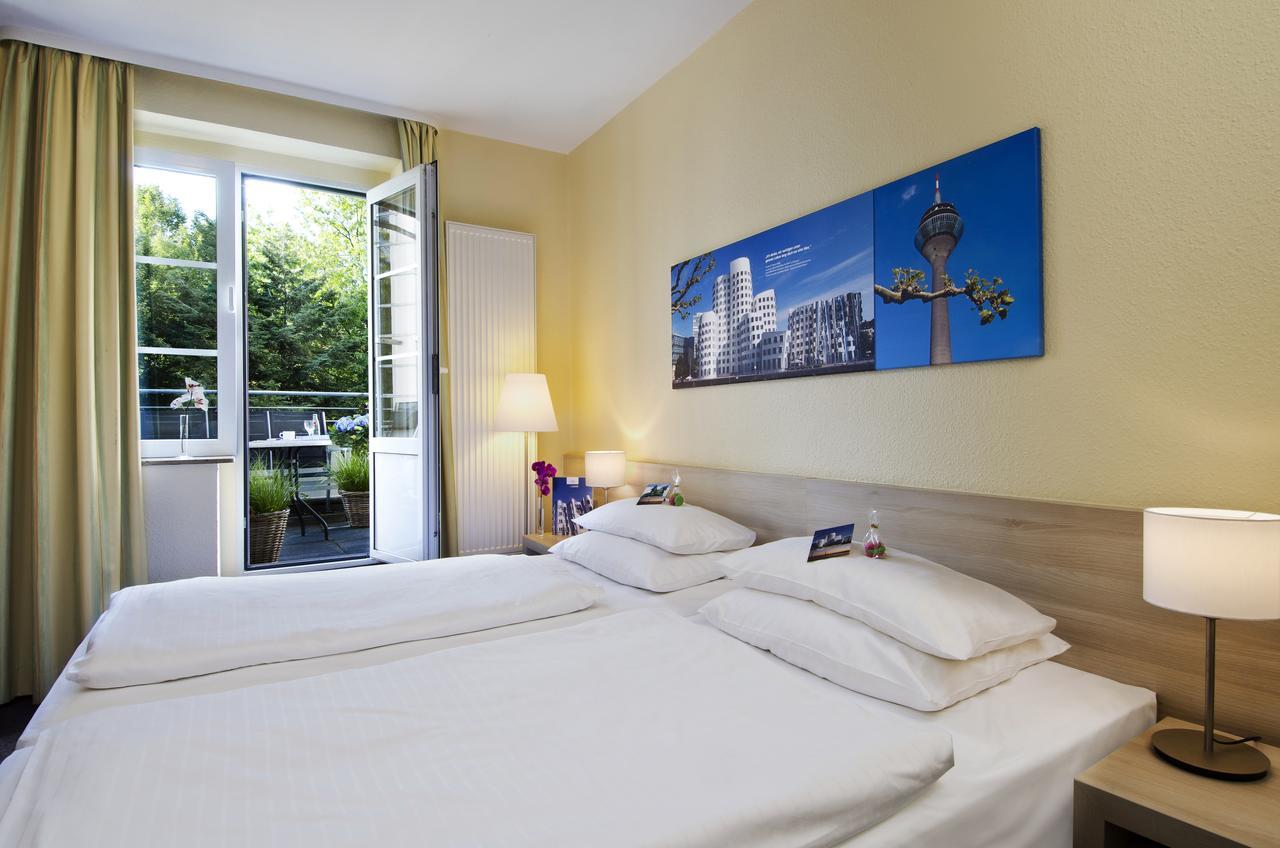 Deluxe Double Room with Balcony,544347909:JPEG