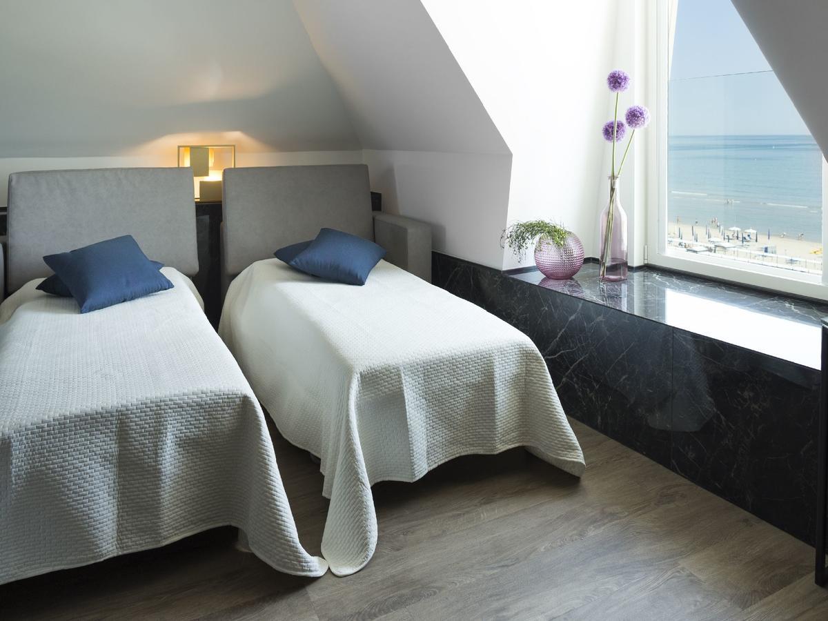 Suíte Júnior Deluxe com Vista do Mar