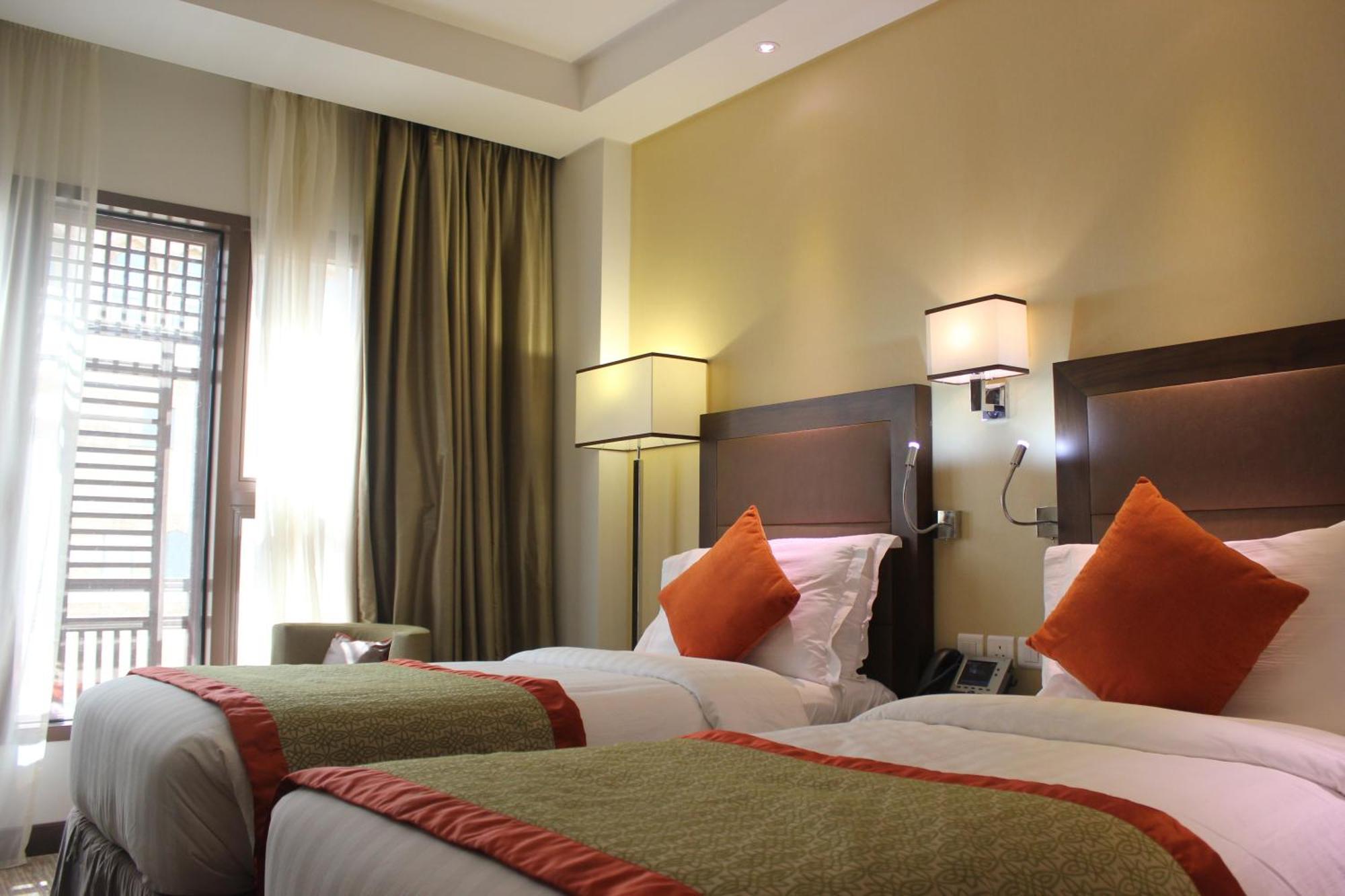Standard Twin Room