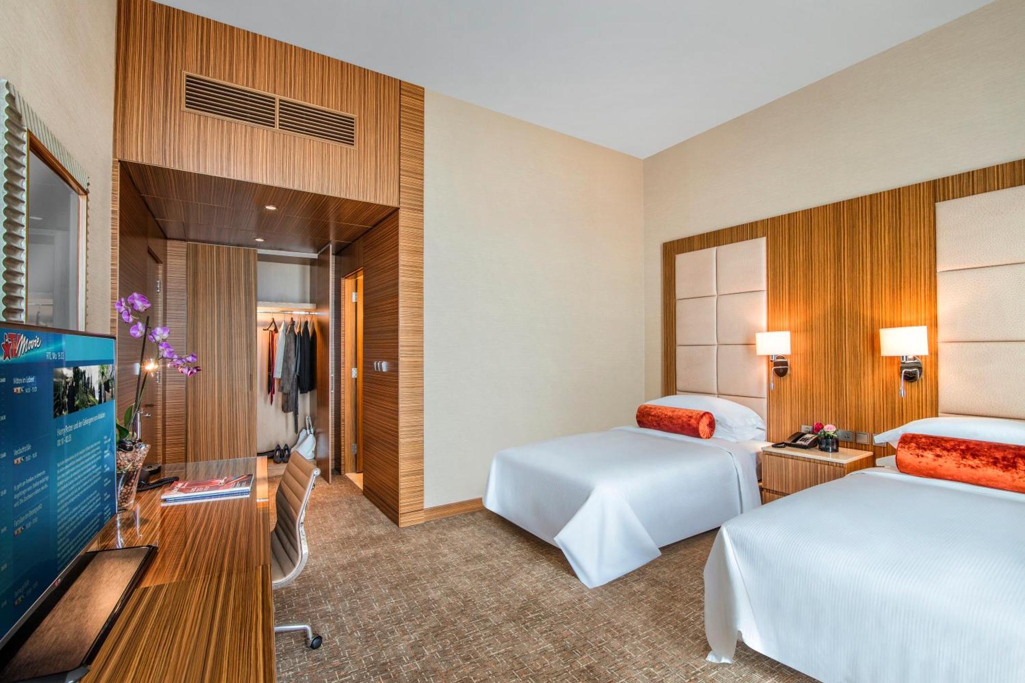 Two Bedroom Apartment City View, Beach Access Passes