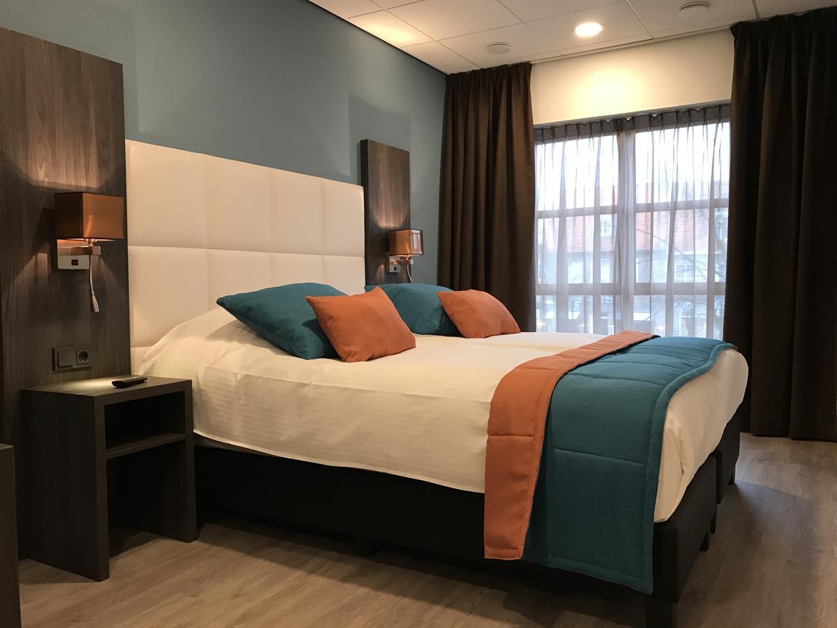 Comfort Doppelzimmer mit Kanalblick.