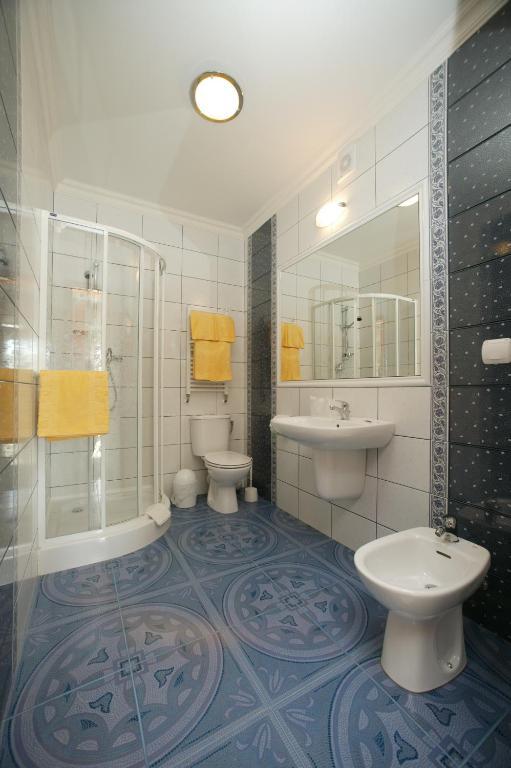 Triple Room,118614994:JPEG